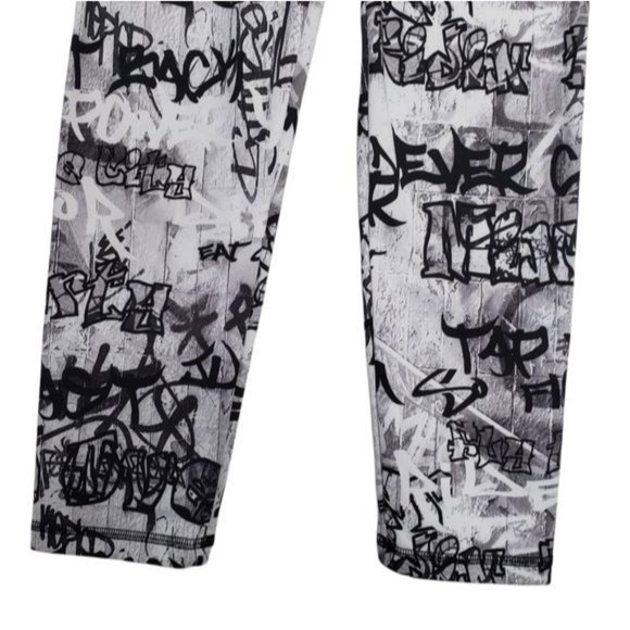 FLYWHEEL Graffiti Crop Leggings - Picture 5 of 7